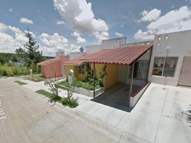 Casa en venta en Fraccionamiento Tierra Roja Arandas Jalisco CLP