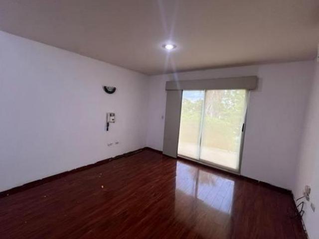 CASA EN VENTA EN FRACCIONAMIENTO VALLE ALTO