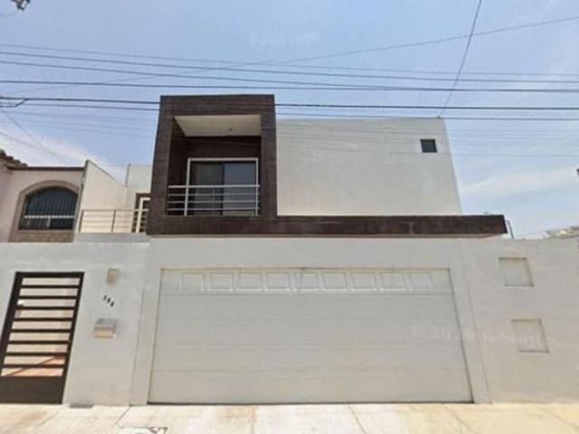 CASA EN VENTA EN FRACCIONAMIENTO VALLE REAL SEGUNDO SECTOR SALTILLO COAHUILA