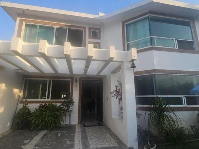 Casa en Venta en Fraccionamiento Vergeles de Oaxtepec, Morelos