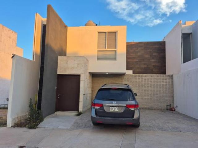 Casa en VENTA en Fraccionamiento Alto Lago Residencial