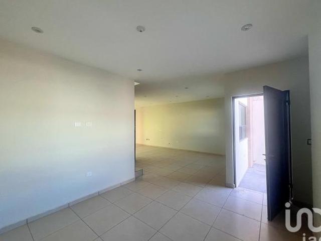 Casa en Venta en Fraccionamiento Ancira Durango 3 Recámaras 2.5 Baños Cochera para 2 Autos