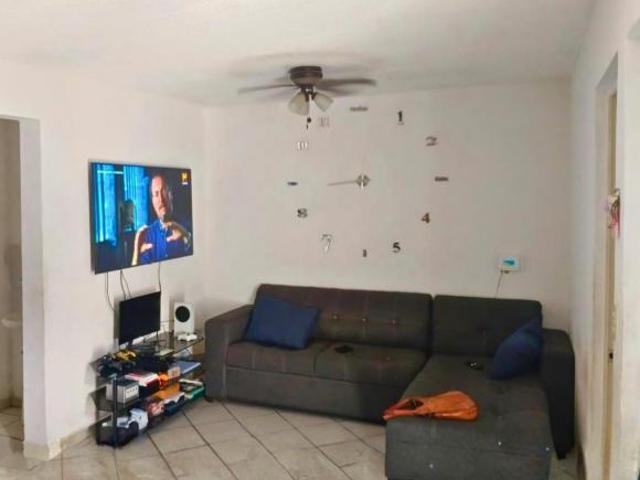 Casa en venta en Fraccionamiento Atenas una sola planta 4