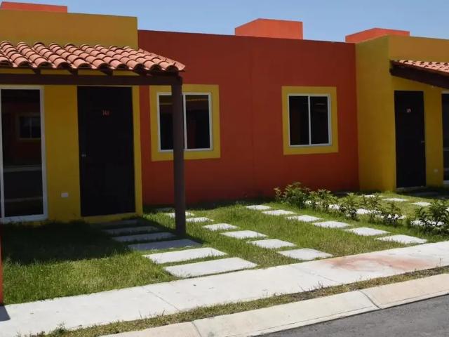 Casa en Venta en Fraccionamiento Bóvedas Altas, Zacatepec, Morelos
