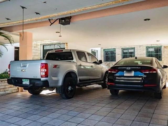 Casa en venta en Fraccionamiento Campestre 6 RECAMARAS