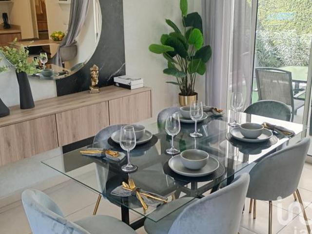 Casa en venta en fraccionamiento cerrado al poniente de Saltillo, en Colonia Villas Castellanas