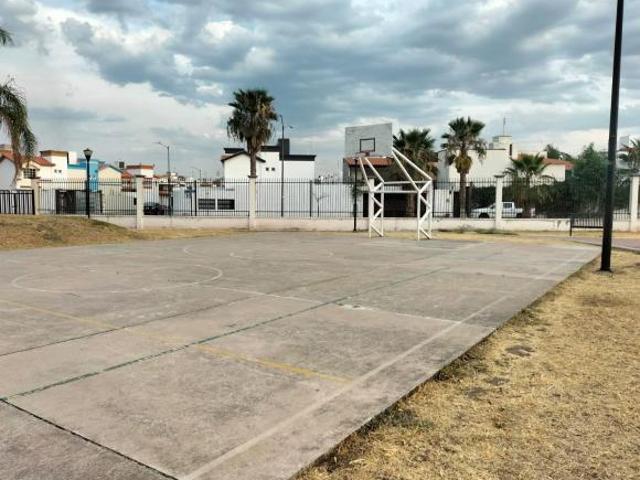 ¡Casa en Venta en Fraccionamiento Cipreses!