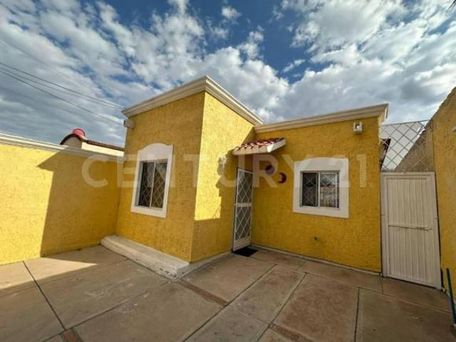 Casa en Venta en Fraccionamiento Cumbres Universidad, Chihuahua