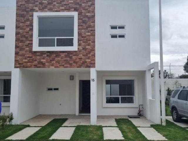 CASA EN VENTA EN FRACCIONAMIENTO CUAUTLANCINGO, PUEBLA
