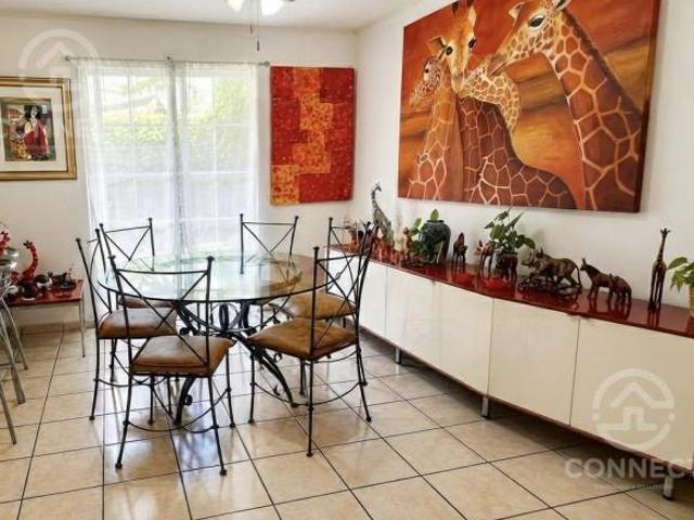 Casa en Venta en Fraccionamiento el Mezquite en León, Guanajuato