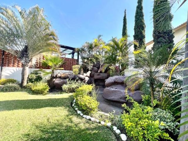 Casa en venta en fraccionamiento en lomas de cocoyoc