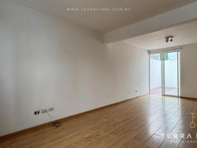 Casa en venta en Fraccionamiento en Misión Cimatario