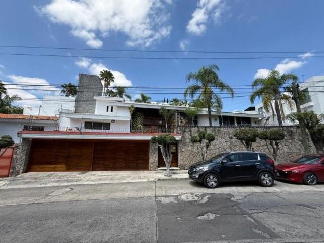 Casa en venta en Fraccionamiento Jacarandas, Zapopan, Jalisco