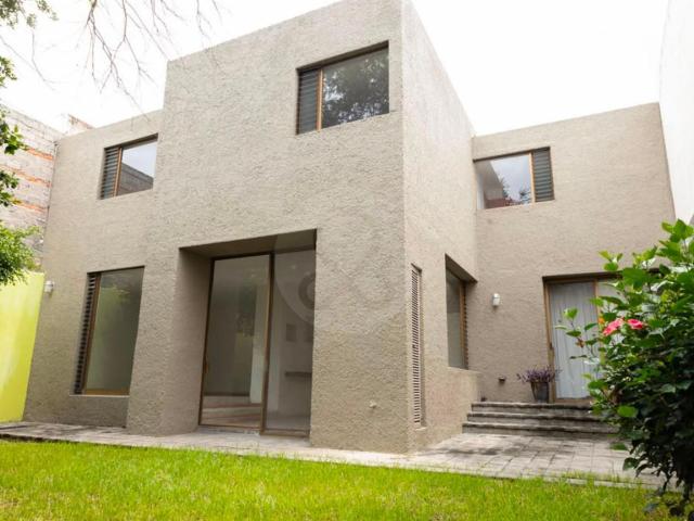 Casa en venta en Fraccionamiento Jardines de Guadalupe 4 Rec?maras