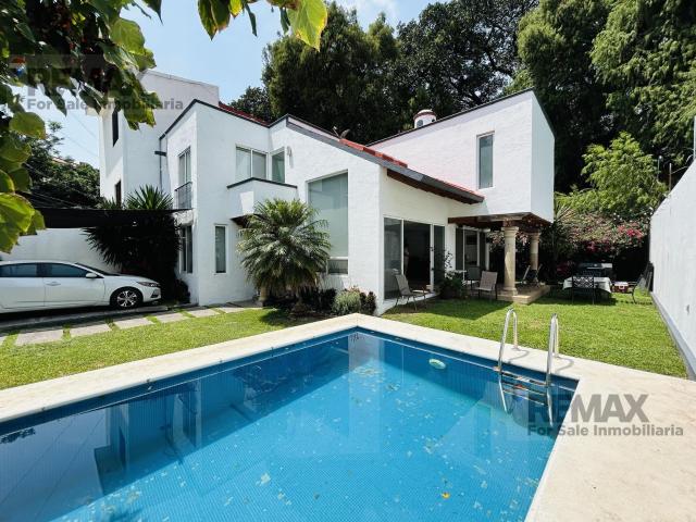 Casa en venta en Fraccionamiento Junto al R?o, Temixco, Morelos?Clave 6420
