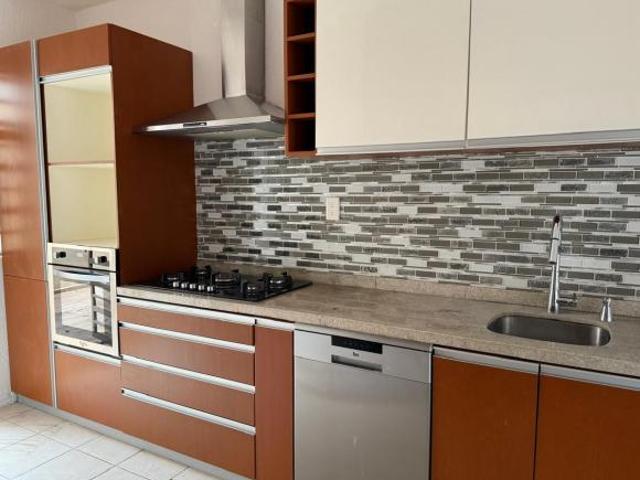 CASA EN VENTA EN FRACCIONAMIENTO LA HUERTA