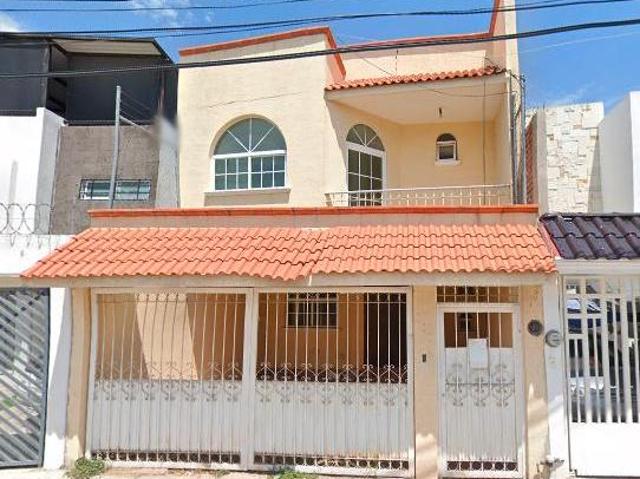 CASA EN VENTA EN FRACCIONAMIENTO LA MISION CELAYA GUANAJUATO