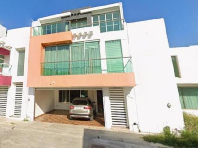 CASA EN VENTA EN FRACCIONAMIENTO LAS NUBES, TUXTLA GUTIERREZ, CHIAPAS