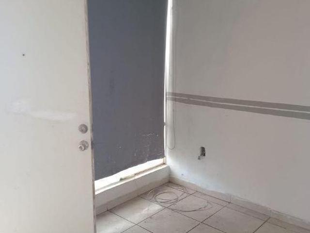 CASA EN VENTA EN FRACCIONAMIENTO LAS VILLAS