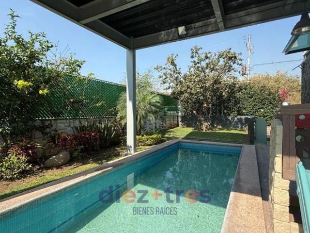 CASA EN VENTA EN FRACCIONAMIENTO LOMAS DE COCOYOC, MORELOS