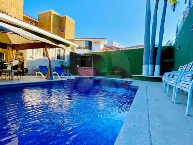 Casa en venta en Fraccionamiento Lomas de Mazatlán