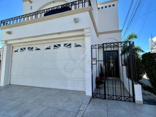 Casa en venta en Fraccionamiento Lomas del Valle 3 Rec?maras