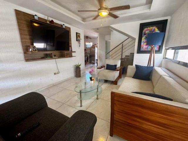Casa en venta en Fraccionamiento Los Héroes