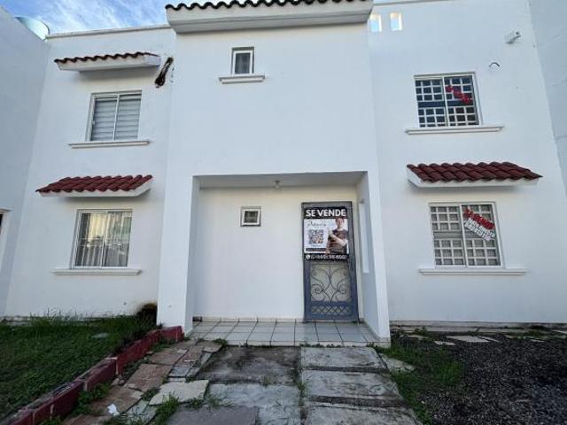 Casa en venta en Fraccionamiento Los Mangos
