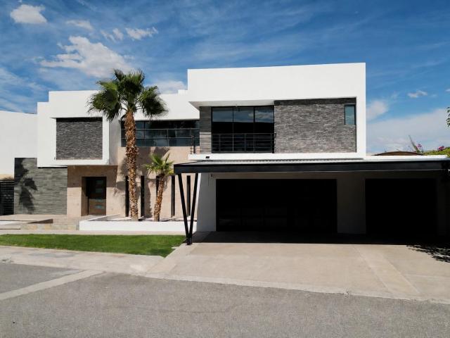 Casa en Venta en Fraccionamiento Misiones de los Lagos