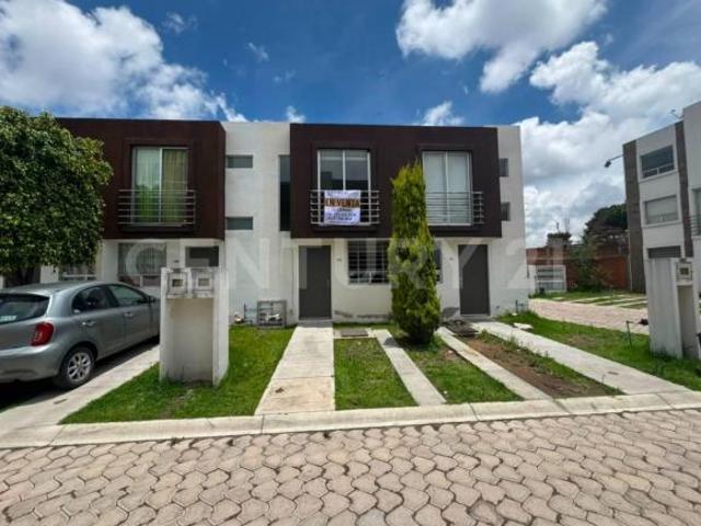 Casa en Venta en Fraccionamiento Montpellier, San Fco. Ocotlán,Coronango, Puebla