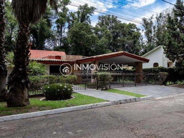 Casa en Venta, en Fraccionamiento Moratilla, Cerca de Autopista Mex Pue