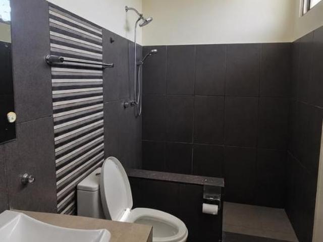 CASA EN VENTA EN FRACCIONAMIENTO PALMIRA