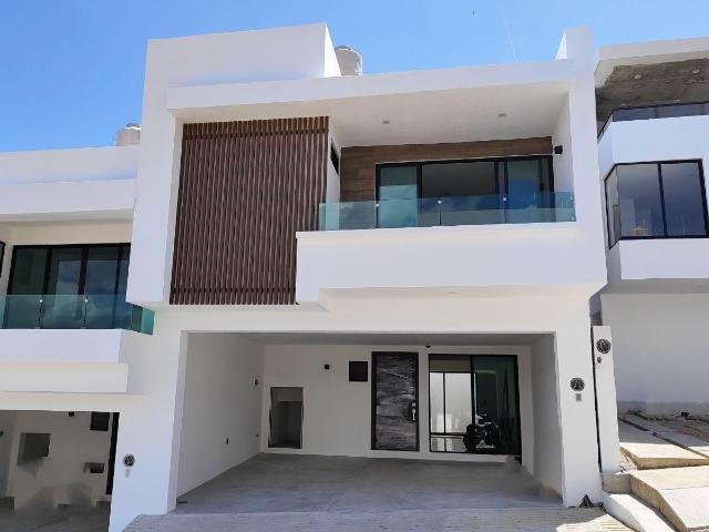Casa en venta en Fraccionamiento Privado Valle Dorado