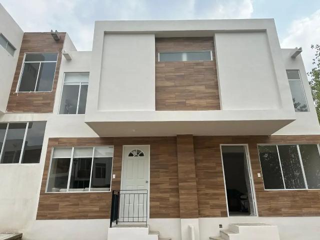 Casa en venta en fraccionamiento privado