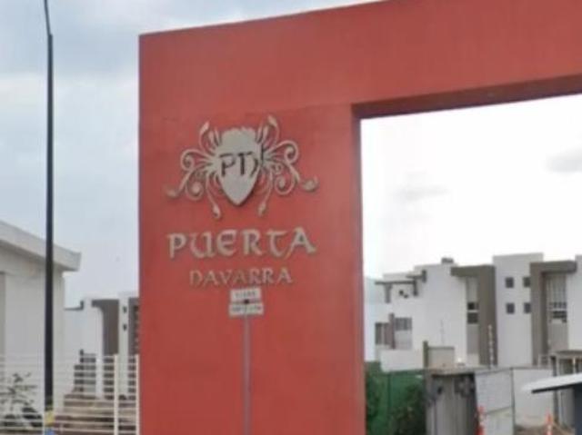 Casa en venta en Fraccionamiento Puerta Navarra, Querétaro