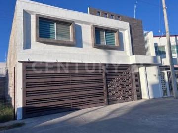Casa en venta en Fraccionamiento Puesta del Sol, Aguascalientes