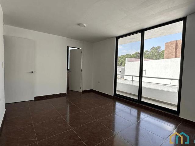 Casa en Venta en Fraccionamiento Rancho Chapulco, cerca de CU