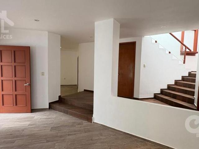 Casa en Venta en Fraccionamiento Real del Bosque
