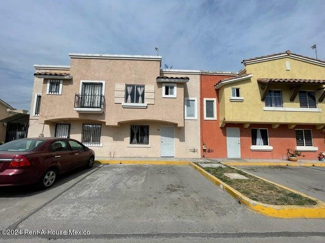 Casa en venta en Fraccionamiento Real Verona, Tec?mac 26 3051 FM
