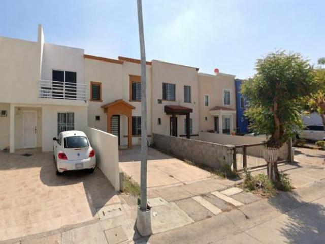 CASA EN VENTA EN FRACCIONAMIENTO REAL PACIFICO, MAZATLAN, SINALOA