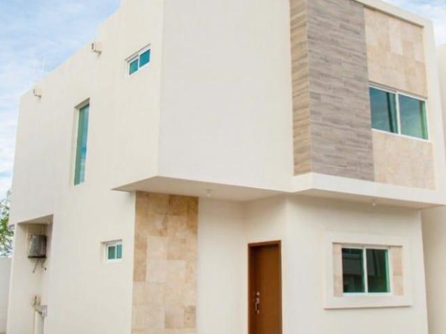 Casa en Venta en Fraccionamiento Residencial Con Acceso Controlado