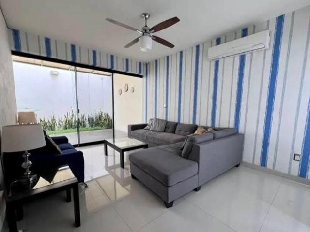 CASA EN VENTA EN FRACCIONAMIENTO RESIDENCIAL LA CAÑADA