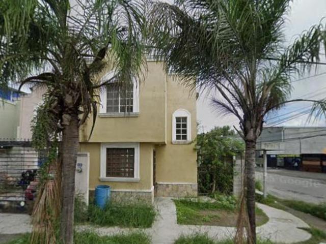 Casa en Venta en Fraccionamiento Rincon de los Cristales, Ciudad Apodaca Nuevo León
