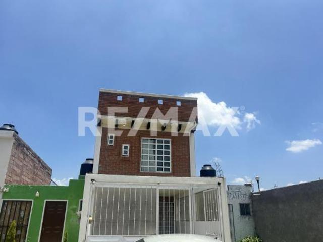 Casa en Venta en Fraccionamiento Rincón del Álamo, Almoloya de Juarez 4