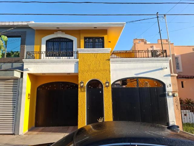 Casa en Venta en Fraccionamiento Santa Teresa, Villa de Álvarez, Colima