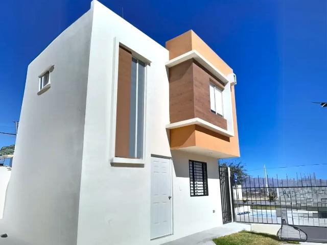 Casa en Venta en Fraccionamiento Santorini en el Poniente de Saltillo, Coahuila