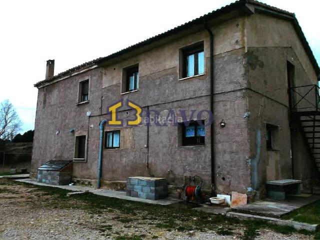 Casa en venta en Oña. SE VENDE PRECIOSA FINCA DE CASI 19 HA EN ZONA OÑA. Casas.
