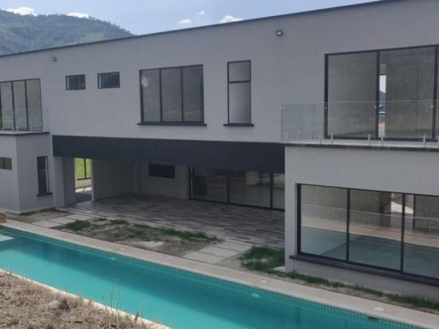 Casa En Venta En Guadalajara De Buga En Via La Magdalena V415302