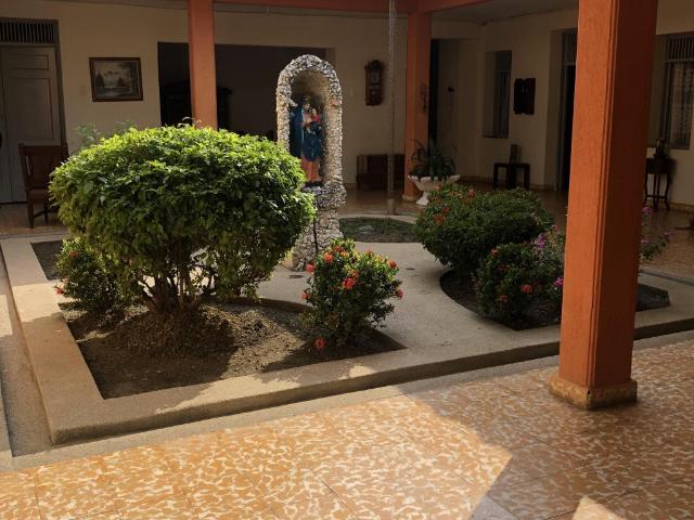 Casa En Venta En Guadalajara De Buga V123212
