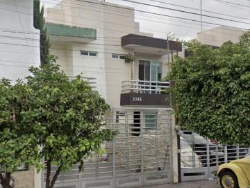 CASA EN VENTA EN GUADALAJARA, JAL